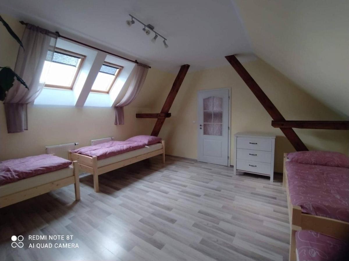 Ubytovani Nadeje Klec Exteriör bild